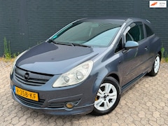 Opel Corsa - 1.2-16V Essentia, NAVI, AIRCO, CRUISE, APK