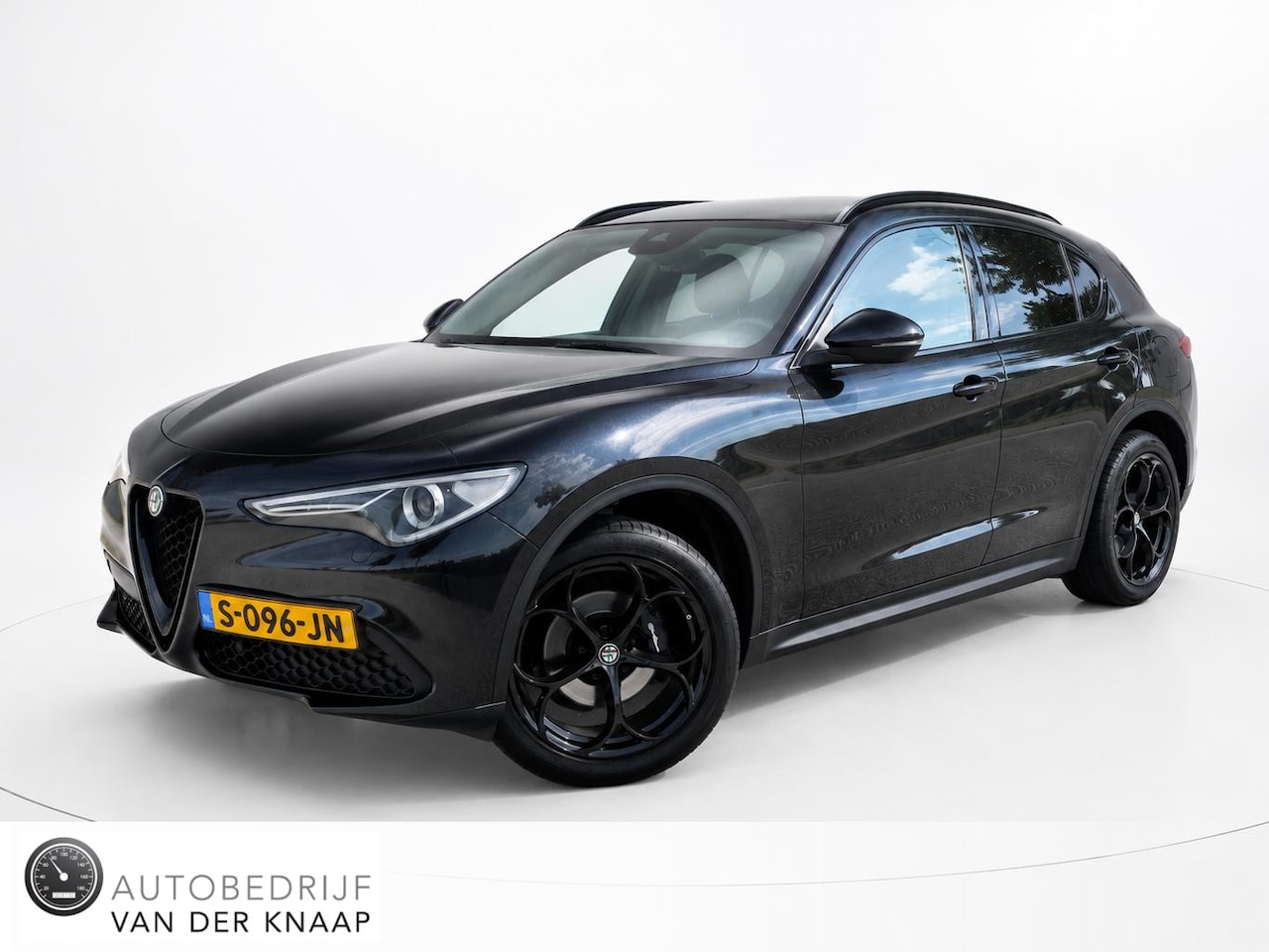 Alfa Romeo Stelvio - 2.0 T AWD Super | Clima | Cruise | Multimedia/Navi | Stuur/-stoelverwarming | Leder | Memo - AutoWereld.nl