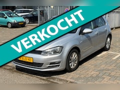 Volkswagen Golf - 1.6 TDI Comfortline BlueMotion 1e Eignr | Dealer onderhouden | Parkeersens. | Navi | Clima