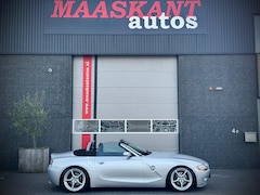 BMW Z4 Roadster - 3.0i S / Electric seats / Hifi / Style 108 / Cruise / Manual / EARLY E85