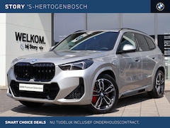 BMW X1 - xDrive30e M Sport Automaat / Trekhaak / Panoramadak / Sportstoelen / Comfort Access / Adap