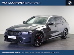 BMW 3-serie Touring - 330e M Sport Automaat / Panoramadak / Trekhaak / M Sportstoelen / Adaptieve LED / Parking