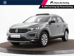 Volkswagen T-Roc - 1.5 TSI 150pk DSG Sport · Panoramadak · Camera · Keyless · Apple/Android Car Play · Dodeho