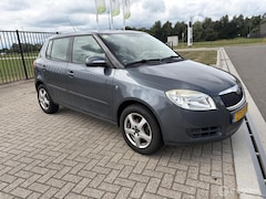 Skoda Fabia - 1.4-16V Ambition Business Line