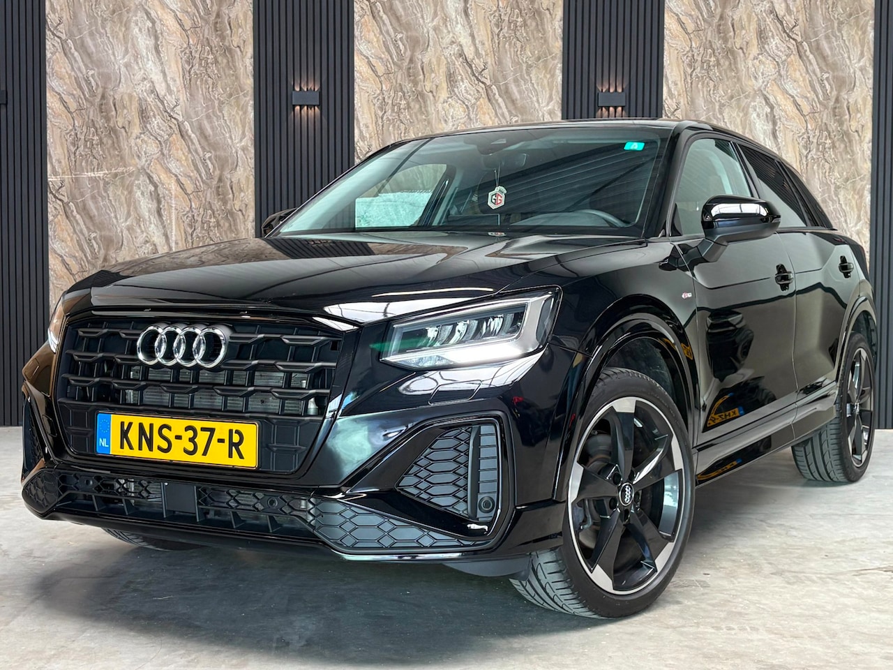 Audi Q2 - 35 TFSI S-Line Black Optic | Camera | Keyless | Virtual | LED - AutoWereld.nl