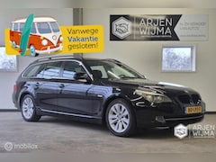 BMW 5-serie Touring - 520i Lci|Youngtimer|PDC|Leder|NL Auto