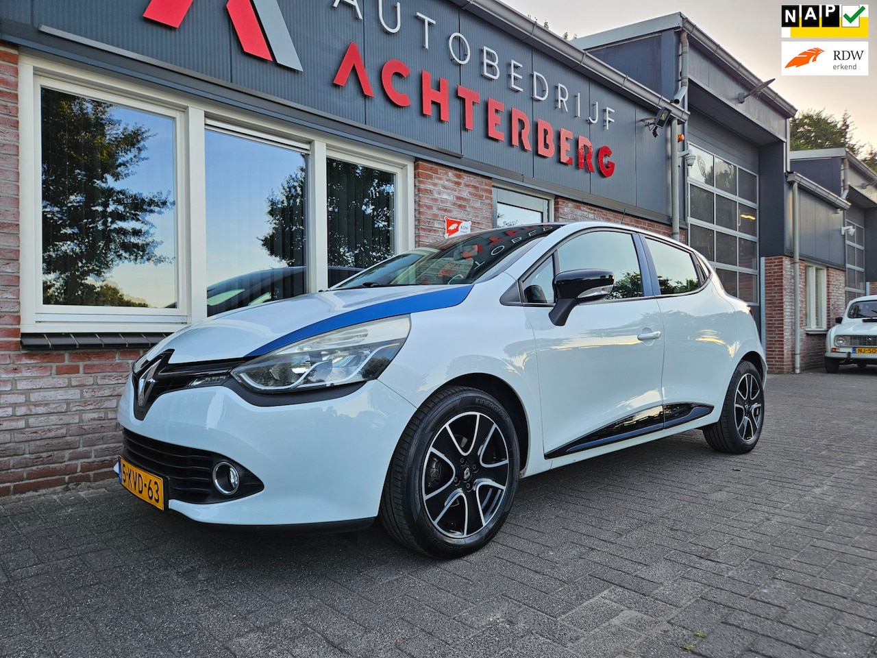 Renault Clio - 0.9 TCe Expression Airco! Cruise Control! NAP! Dealer Onderhouden! Leuke/Nette Auto! - AutoWereld.nl