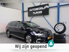 Volkswagen Passat Variant - 1.4 TSI PHEV GTE Business - SOH 99% Cruise, Camera, Camera, Massage stoelen