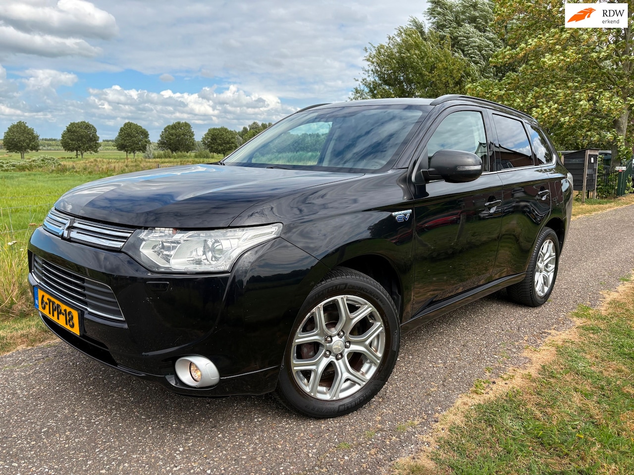 Mitsubishi Outlander - 2.0 PHEV Instyle|Leder|Stoelverw|Trekhaak - AutoWereld.nl