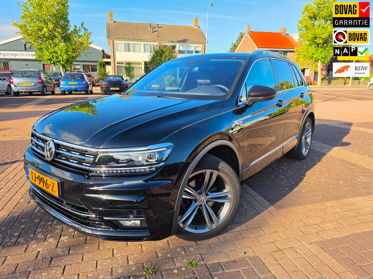 Volkswagen Tiguan - 1.4 TSI 4Motion Highline Business R|PANO|ORGINEEL NL|DYNAUDIO| - AutoWereld.nl
