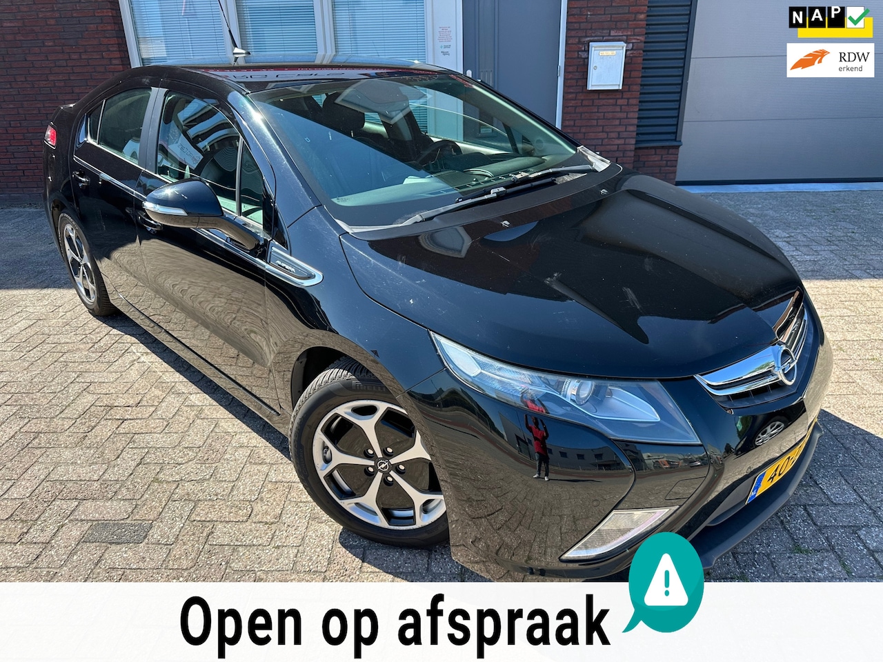 Opel Ampera - 1.4 / Leder / Navi / Camera / Clima / Keyless / Stoelverw / AUT / NAP - AutoWereld.nl