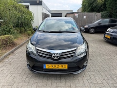 Toyota Avensis Wagon - 1.8 VVTi Dynamic Business