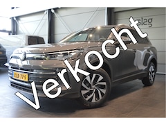 Volkswagen Tiguan - 1.5 eHybrid Life keyless carplay camera led pdc 204 pk