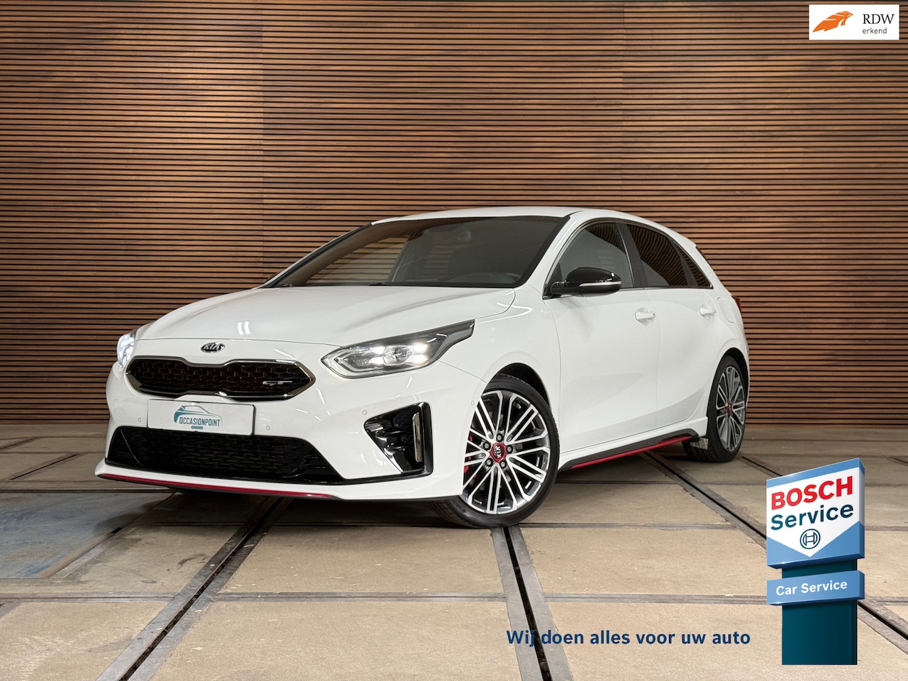 Kia Cee'd - Ceed 1.6 T-GDi GT | 204 PK | Alcantara | JBL | Camera | Stoelverwarming | Stuur verwarming - AutoWereld.nl