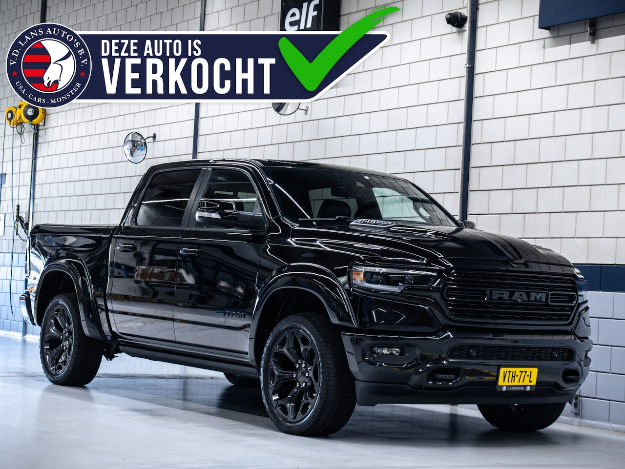 Dodge Ram 1500 - 5.7 V8 4x4 Crew Cab Limited Night Edition | Rambox | 1e Eigenaar - AutoWereld.nl