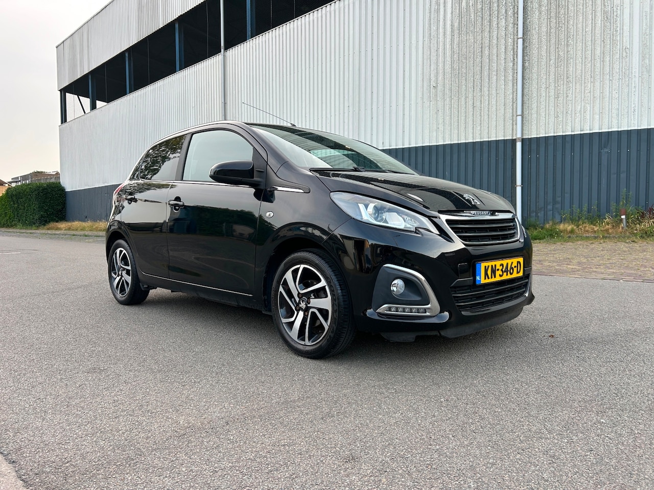Peugeot 108 - 1.0 e-VTi Allure Camera/Clima/Bluetooth/Cruise - AutoWereld.nl