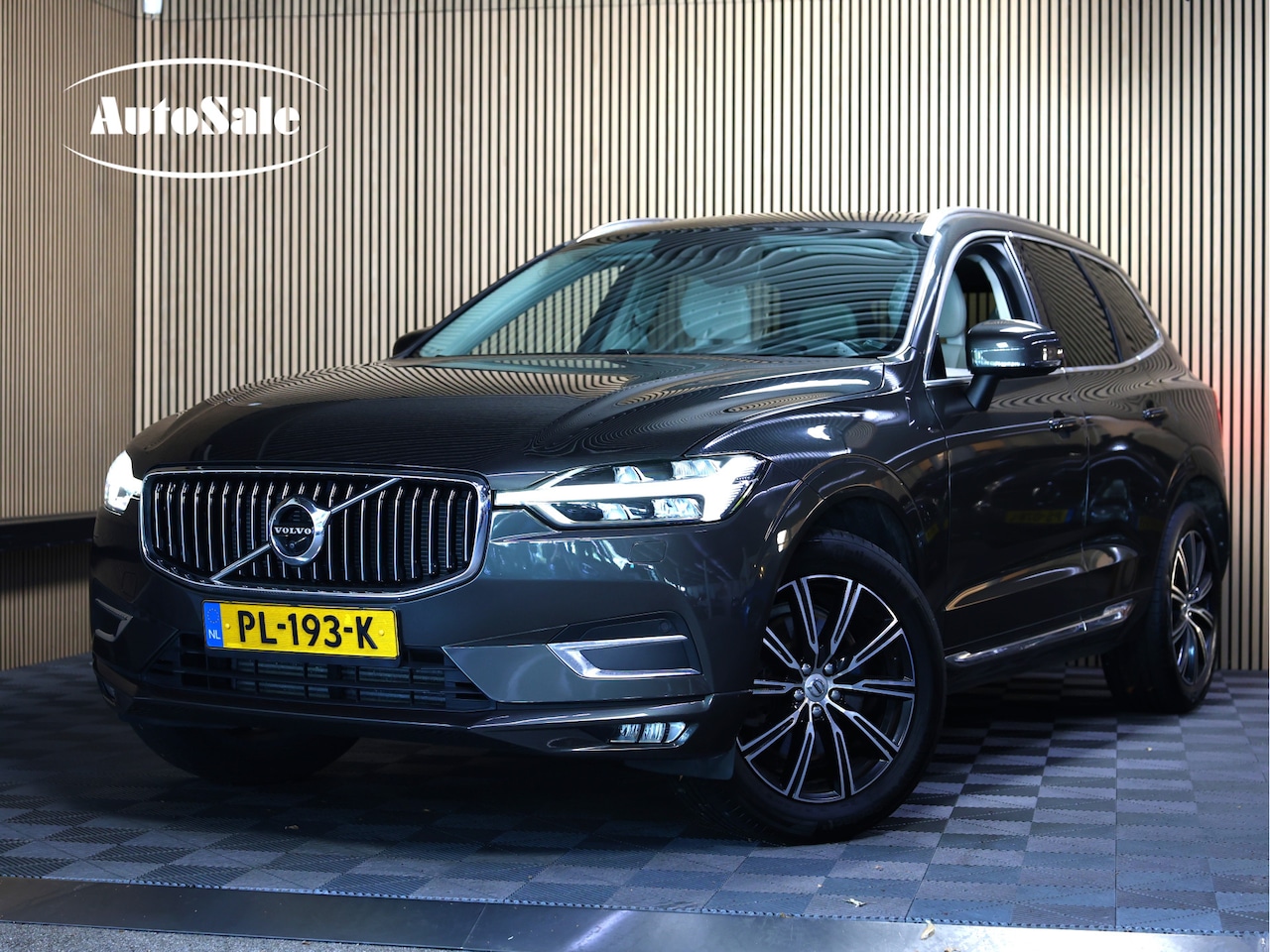 Volvo XC60 - 2.0 T5 AWD Inscription AVM CARPLAY 360CAM MEMORY CRUISE KYLESS START" 17 - AutoWereld.nl