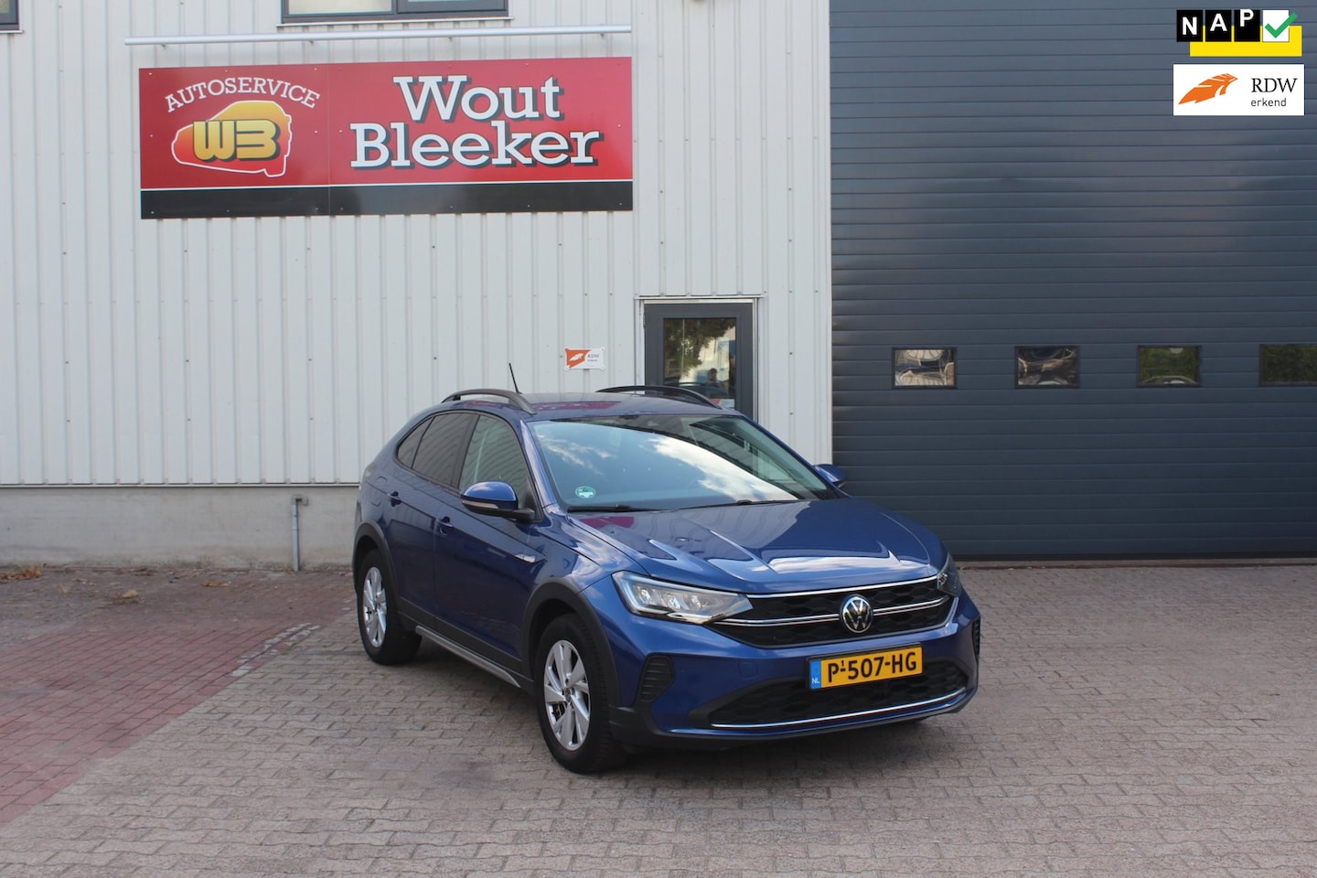 Volkswagen Taigo - 1.0 TSI Life Led/ Camera/adaptieve cruise/ stoelverwarming - AutoWereld.nl