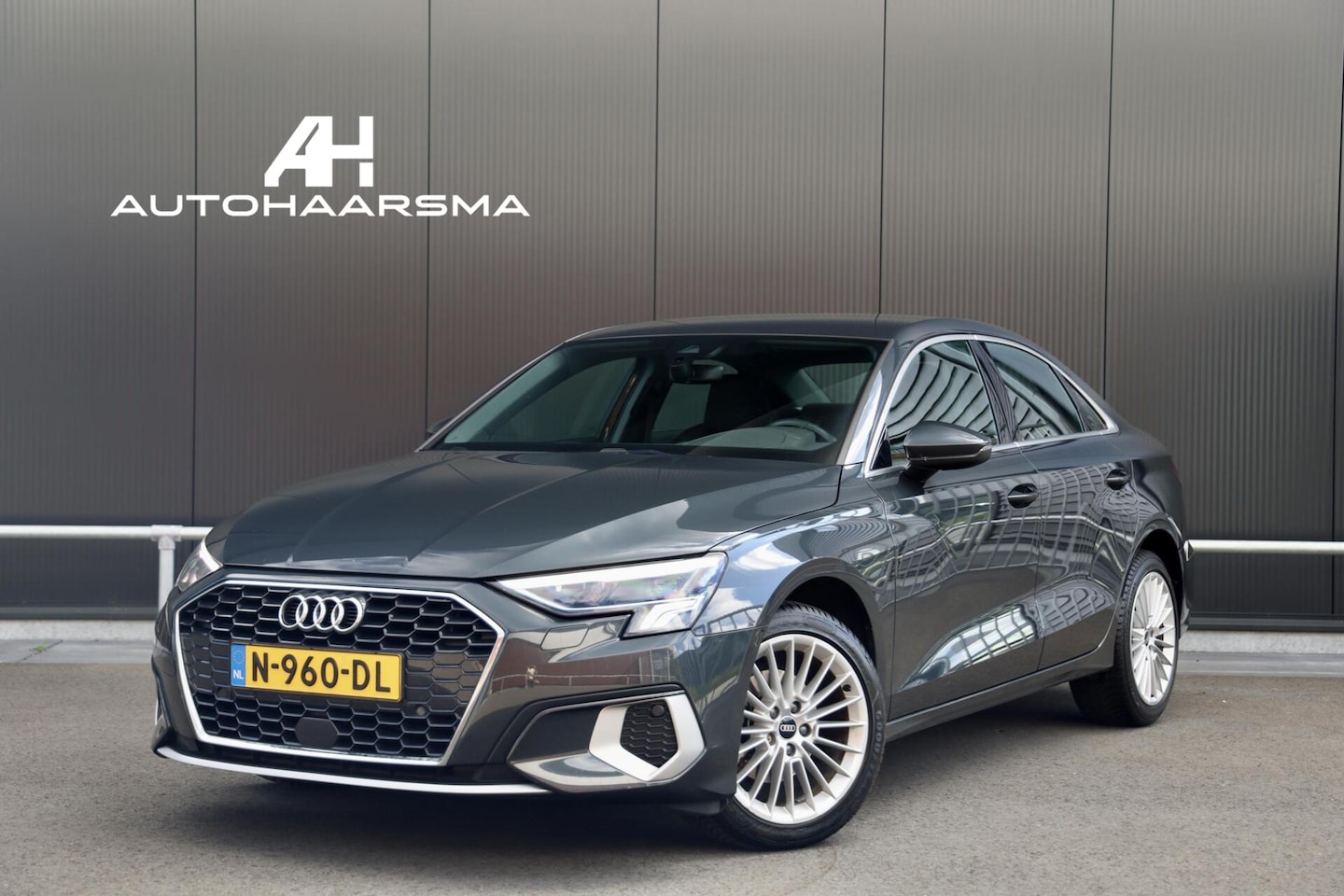 Audi A3 Limousine - 30 TFSI 110pk S-Tronic Advanced edition Sportstoelen LED Clima Parkeersensoren NL-Auto - AutoWereld.nl
