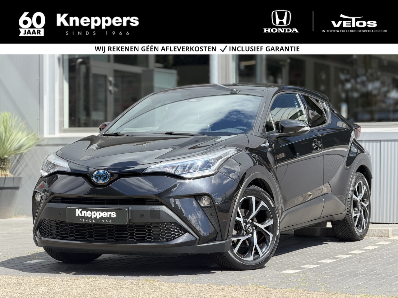 Toyota C-HR - 1.8 Hybrid Style | GEEN AFLEVERKOSTEN | Trekhaak afneembaar, All season banden, Apple/And - AutoWereld.nl