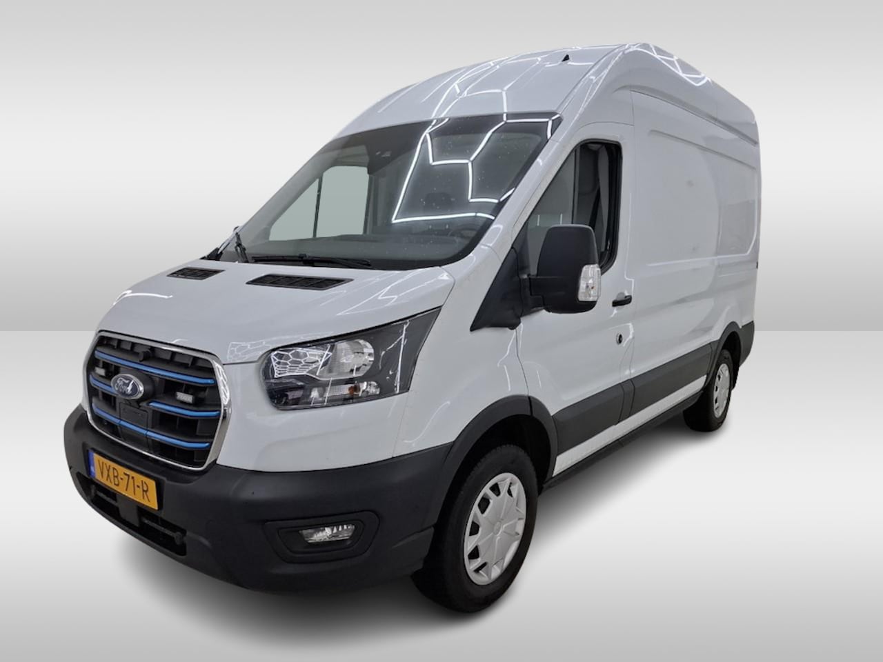 Ford E-Transit - 350 L2 H3 Trend 68 kWh Bott Vario Inrichting - AutoWereld.nl