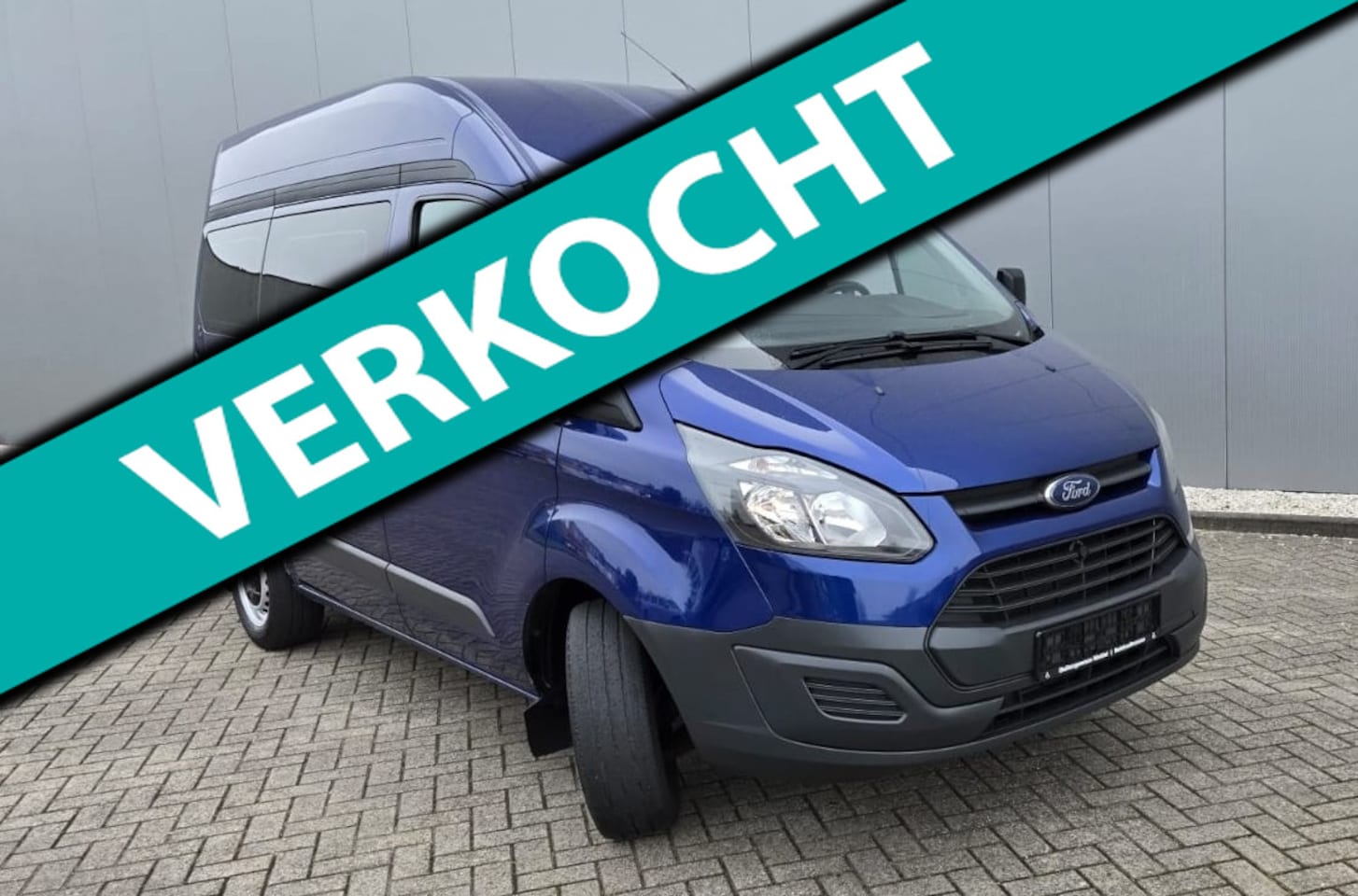 Ford Transit Custom - Rolstoelbus | Meerijder voorin | Airco | Lage KM stand | L1H2 - AutoWereld.nl