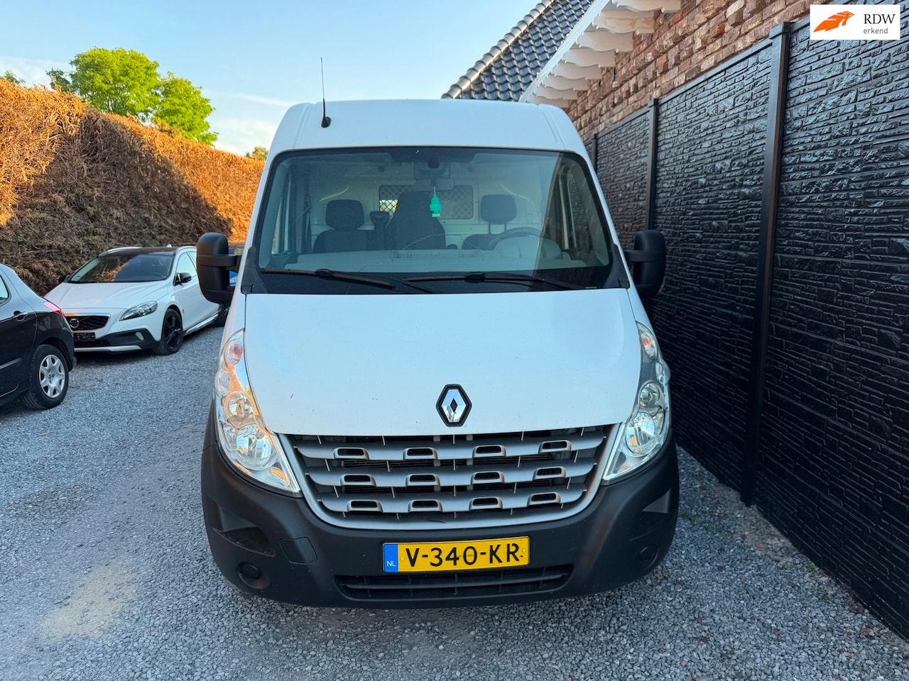 Renault Master - T35 2.3 dCi L3H3 Eco T35 2.3 dCi L3H3 Eco - AutoWereld.nl