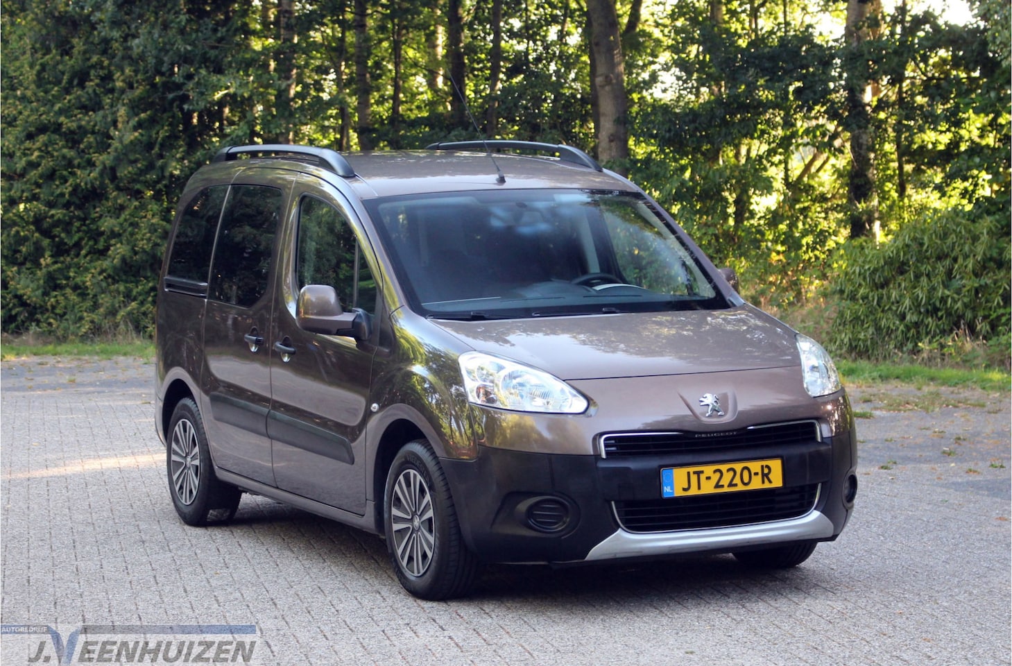 Peugeot Partner Tepee - 1.6 e-HDi Active | 2013 | ✅ AUTOMAAT | ❄️Airco | ⭐Cruise | - AutoWereld.nl