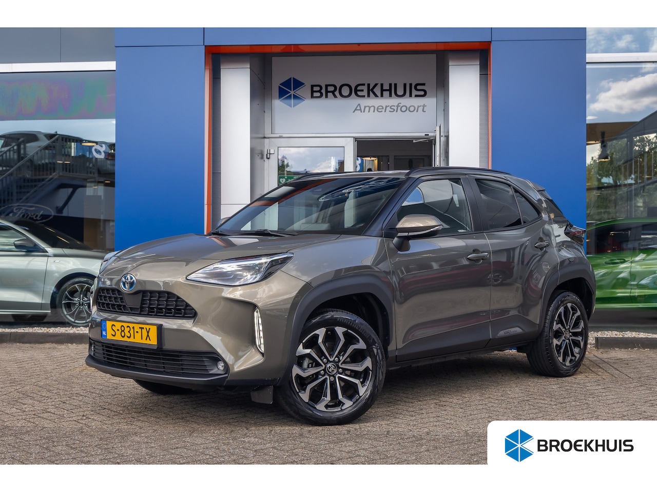 Toyota Yaris Cross - 1.5 Hybrid Business Plus | Trekhaak | Apple Carplay/Android Auto | Keyless | Cruise contro - AutoWereld.nl