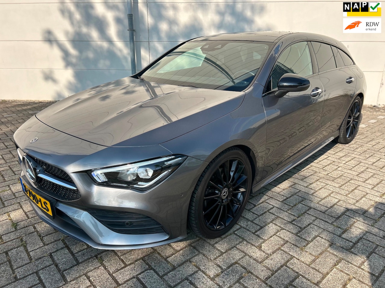 Mercedes-Benz CLA-klasse Shooting Brake - 200 Business Solution AMG Pano Sfeerverlichting Trekhaak Camera's NL-Auto Apk 04-2028 - AutoWereld.nl