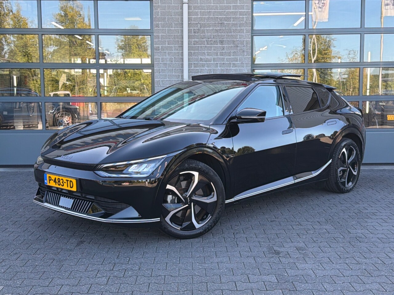 Kia EV6 - Plus Advanced 77.4 kWh|SCHUIFDAK|PREMIUM AUDIO|SOH100%| - AutoWereld.nl