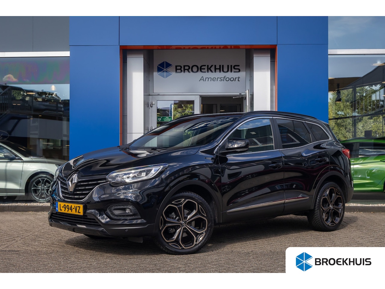 Renault Kadjar - 1.3 TCe Black Edition | BOSE | Elek. Stoel | Alcantara bekleding | Apple Carplay/Android A - AutoWereld.nl