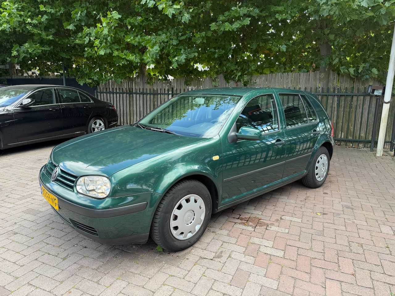 Volkswagen Golf - 1.4-16V Trendline|5-Drs|Airco|APK 04-2027|YOUNGTIMER| - AutoWereld.nl