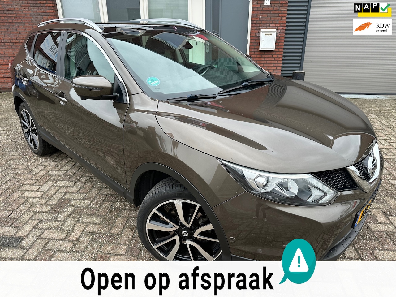 Nissan Qashqai - 1.2 Tekna / Pano / 360 Camera / Leder / Navi / PDC - AutoWereld.nl