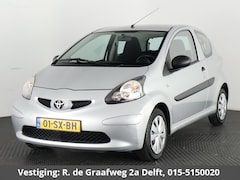 Toyota Aygo - 1.0-12V | Dealer onderhouden | Radio/AUX/CD speler |