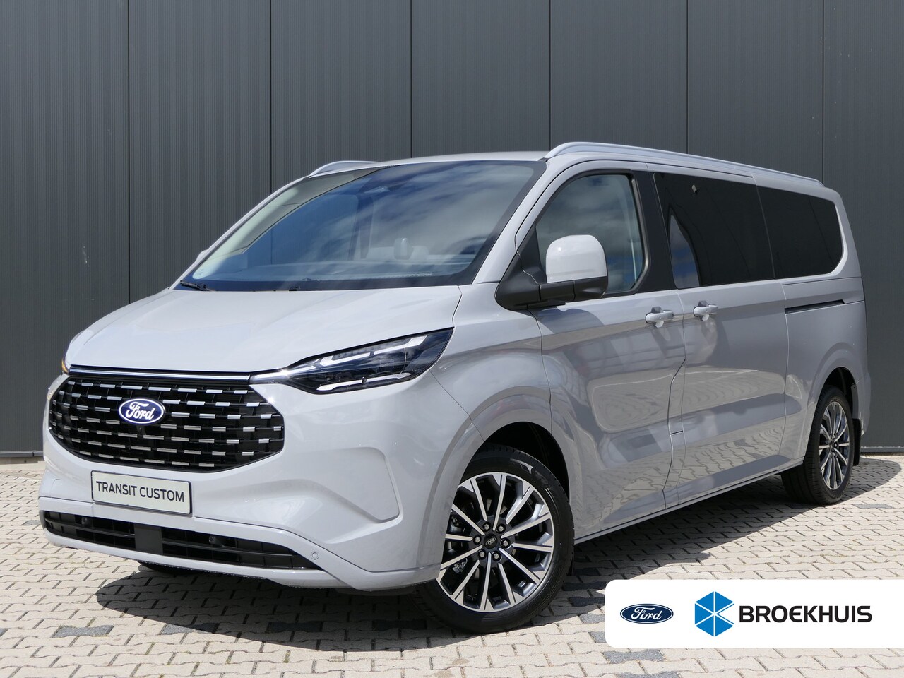 Ford Transit Custom Tourneo - 340 2.5 PHEV L2H1 Titanium X | Luxury | Panoramadak | 360 Camera | AGR Stoel | Leder | Ada - AutoWereld.nl