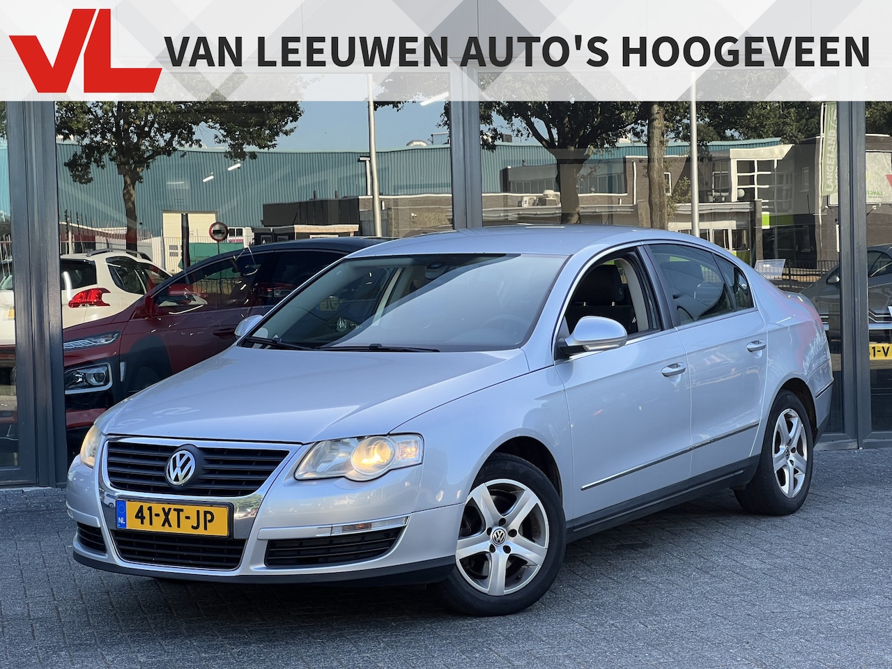 Volkswagen Passat - 1.9 TDI Comfortline | Climate control | Trekhaak | Cruise control - AutoWereld.nl