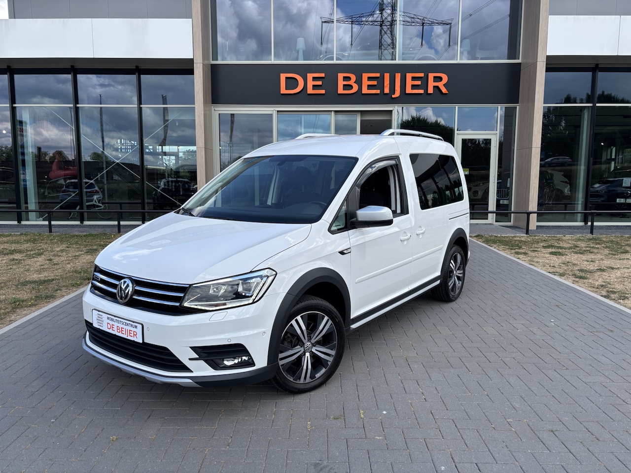 Volkswagen Caddy - Alltrack 1.4 TSI 125pk 7pers. Trekh. I Navi I Stoelverw. - AutoWereld.nl