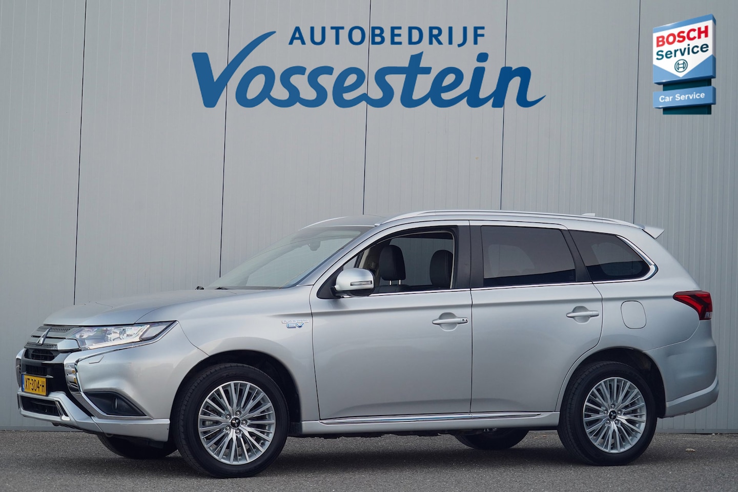 Mitsubishi Outlander - 2.4 PHEV Pure+ / 18 Inch / 119dkm NAP / Carplay / Camera / NL-Auto - AutoWereld.nl