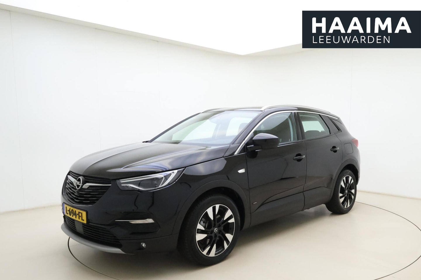 Opel Grandland X - 1.6 Turbo Hybrid Business Elegance 225 PK Automaat | Trekhaak | Camera | Keyless | Elektri - AutoWereld.nl