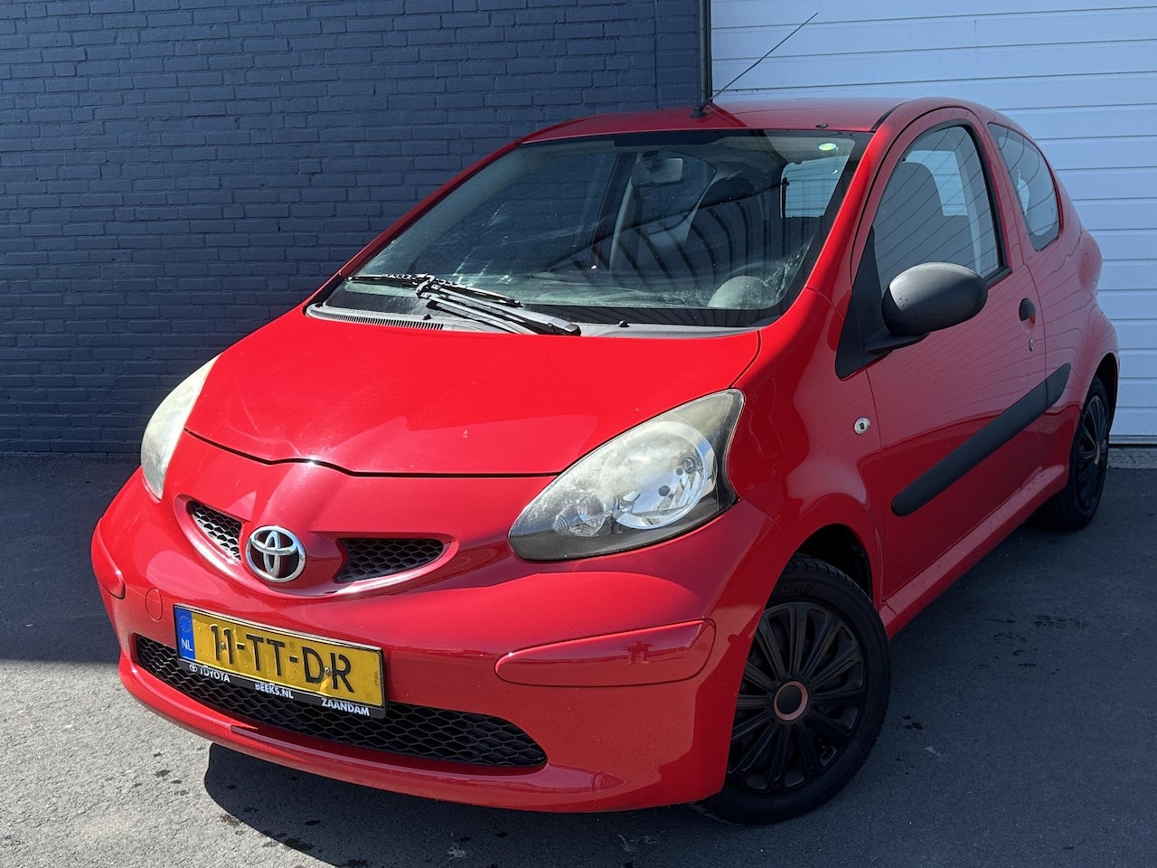 Toyota Aygo - 1.0-12V APK TOT 15-02-2027/ZUINIG/ORGNL - AutoWereld.nl