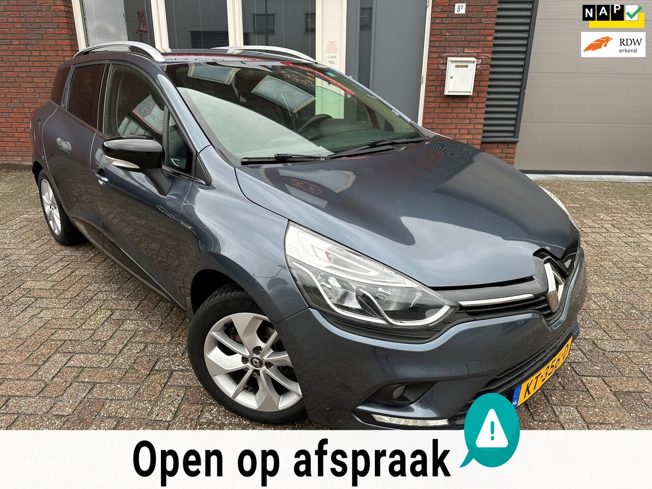 Renault Clio Estate - 0.9 TCe Limited / 1e Eig / Navi / PDC / DAB / Keyless / Clima / LM - AutoWereld.nl