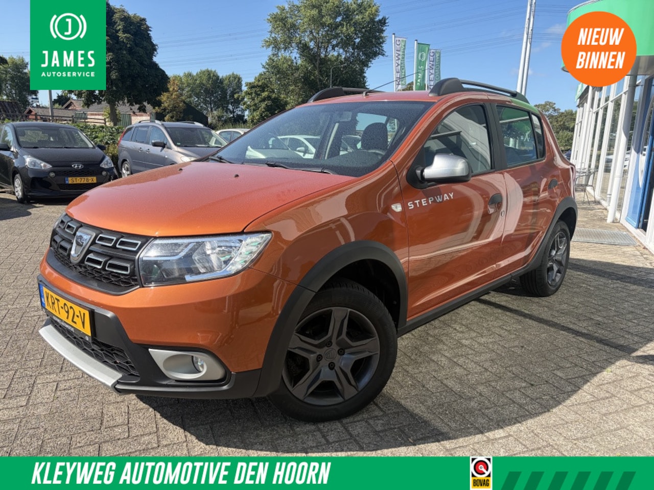 Dacia Sandero Stepway - 0.9 TCe SL Automaat, Nav, Airco, Lm velg - AutoWereld.nl