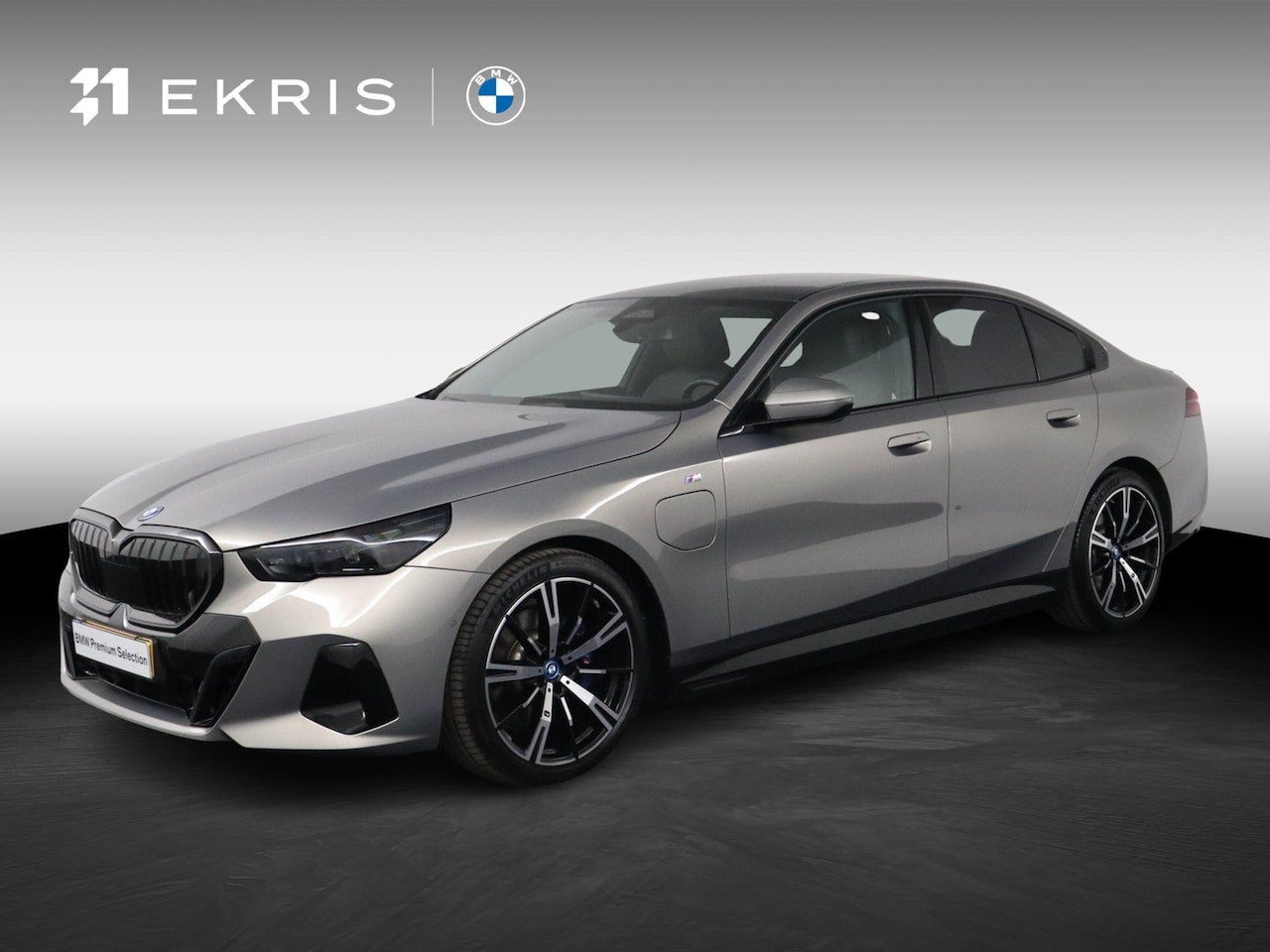 BMW 5-serie - 530e | M Sportpakket | Panoramadak | Bowers & Wilkens - AutoWereld.nl