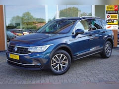 Volkswagen Tiguan - 1.5 TSI 150-Pk Life Business