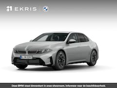 BMW i3 - 50 xDrive | First Edition | M Sportpakket | Verlichte Iconic Glow Grille | Harman Kardon