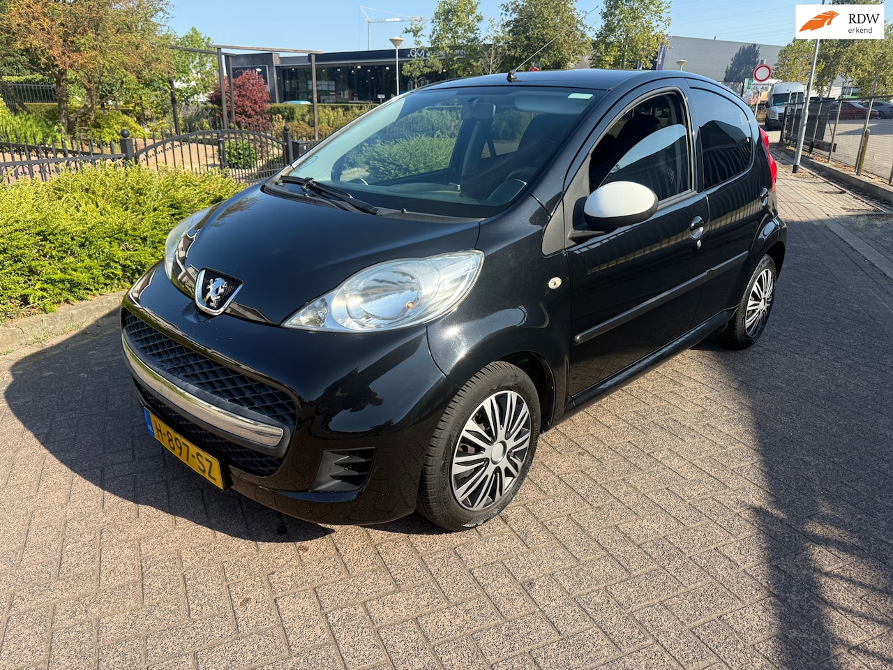 Peugeot 107 - 1.0-12V Sportium **AIRCO** NETJES* - AutoWereld.nl