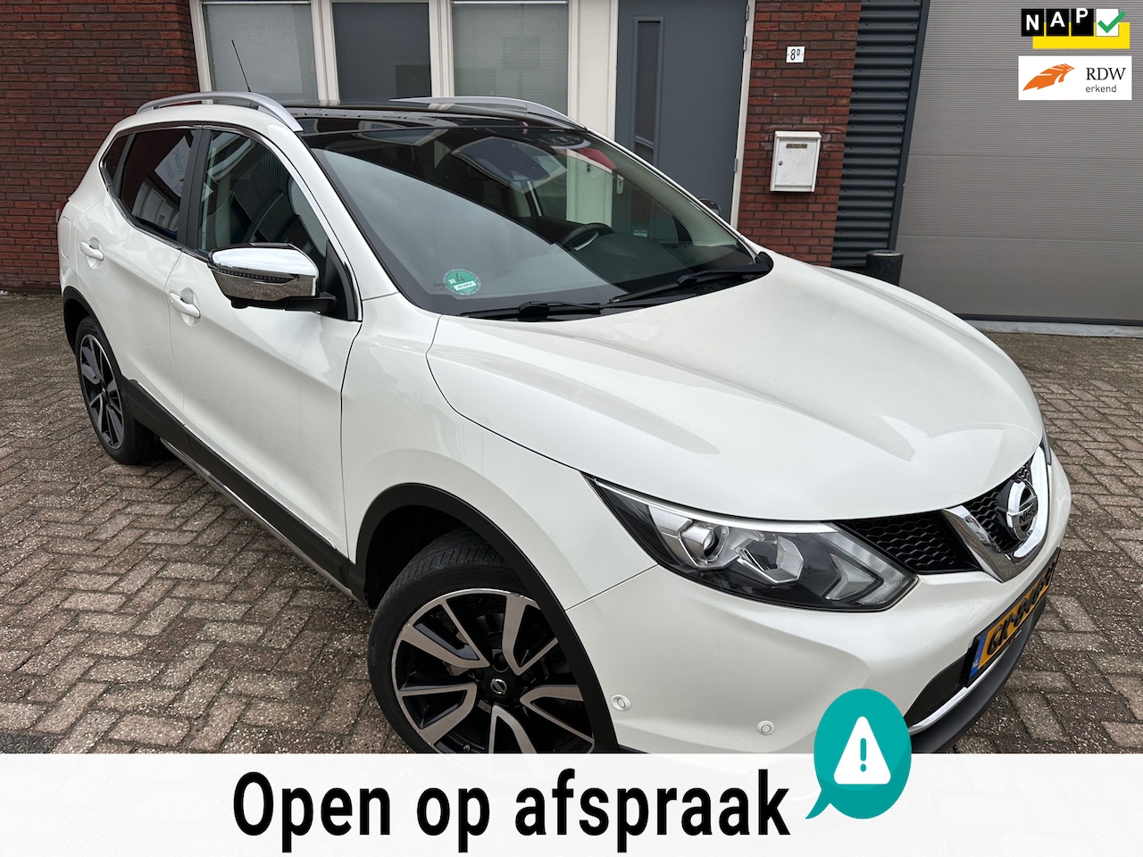 Nissan Qashqai - 1.2 Tekna + / 1e Eig / Pano / Leder / Camera / Navi / AUT - AutoWereld.nl