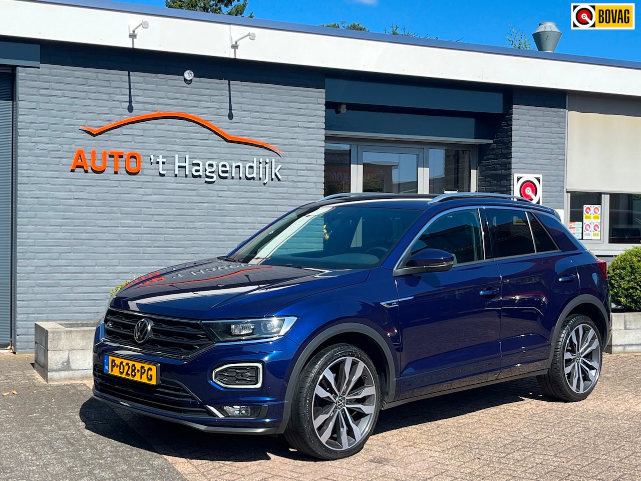 Volkswagen T-Roc - 1.5 TSI 150PK R-line virtual trekhaak camera - AutoWereld.nl