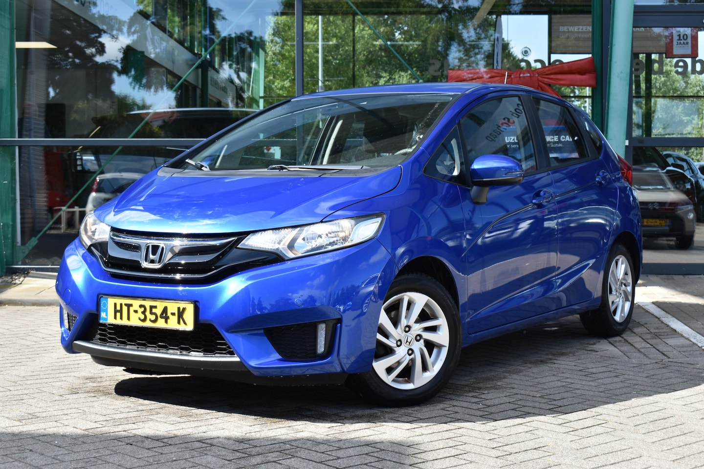 Honda Jazz - 1.3 i-VTEC Comfort Automaat 102pk | NL-auto | Parkeersensoren vóór én achter | - AutoWereld.nl